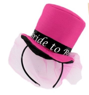 Mini kapelusik Bride To Be z welonem